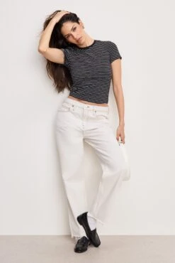 GOOD AMERICAN SUPER STRETCH BABY TEE | CLASSIC STRIPE002 10 GOOD AMERICAN SUPER STRETCH BABY TEE | CLASSIC STRIPE002 -GOOD AMERICAN STORE H 250328 03 GT0346VN CLS2 A KEY 0044