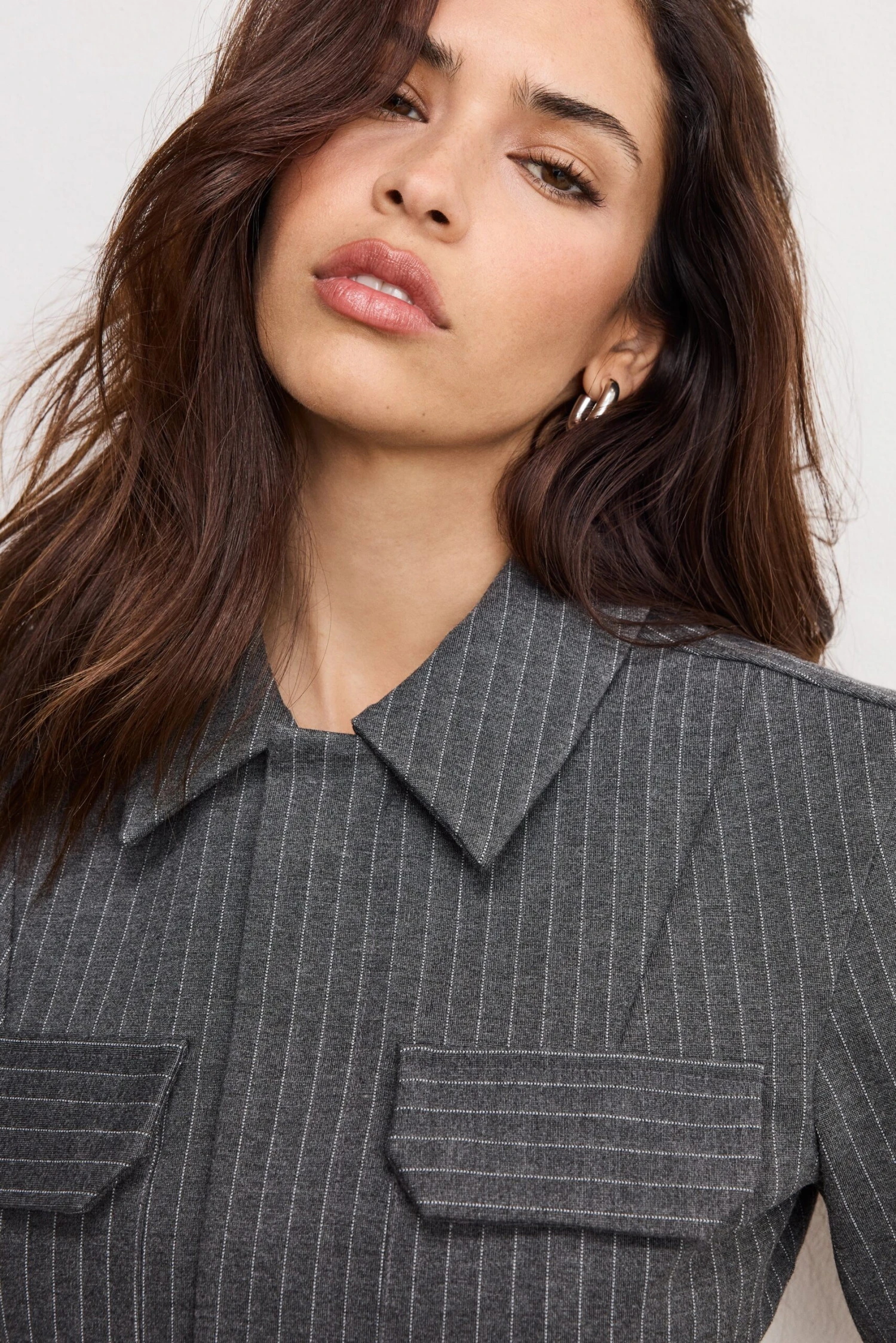 GOOD AMERICAN SOFT STRETCH PONTE CROP TOP | SUITING PINSTRIPE001 5 GOOD AMERICAN SOFT STRETCH PONTE CROP TOP | SUITING PINSTRIPE001 - Image 3