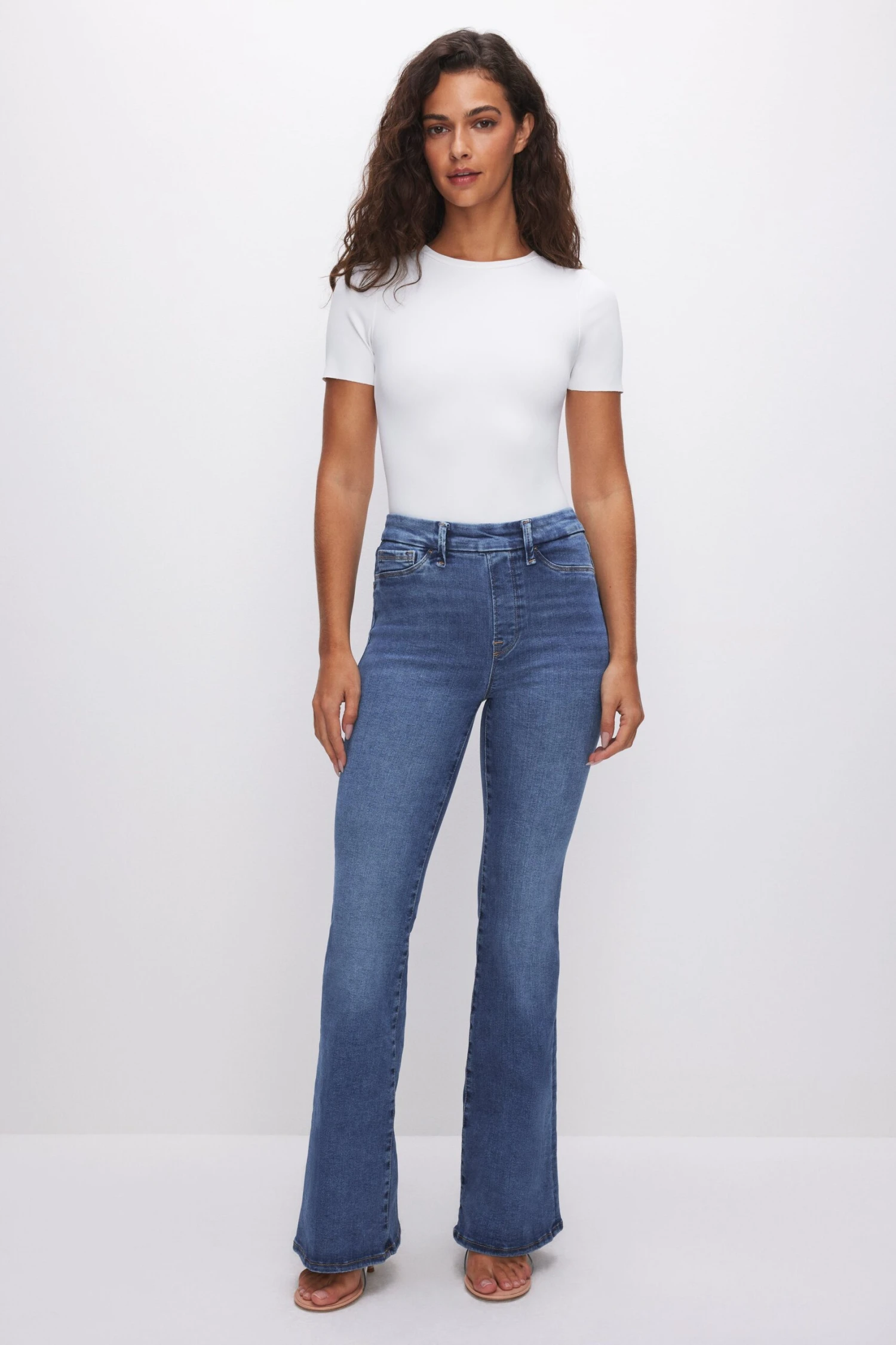 GOOD AMERICAN POWER STRETCH PULL-ON FLARE JEANS | INDIGO490 3 GOOD AMERICAN POWER STRETCH PULL-ON FLARE JEANS | INDIGO490