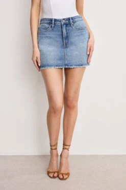 GOOD AMERICAN GOOD 90S MINI SKIRT | INDIGO819