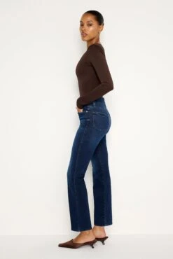 GOOD AMERICAN STORE 35 GOOD AMERICAN ALWAYS FITS GOOD CURVE STRAIGHT JEANS | INDIGO707